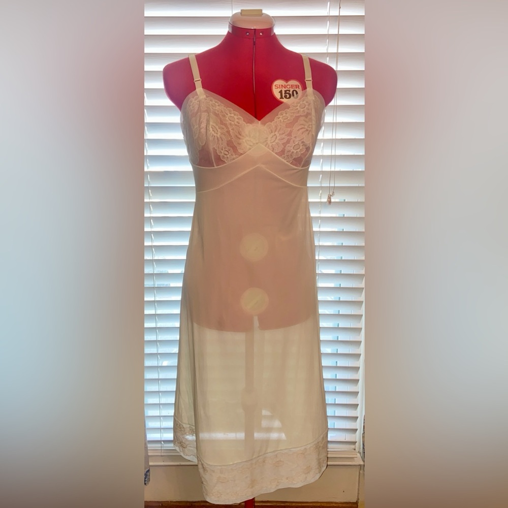 Vintage 60s Vanity Fair Sheer Lace Slip Nightgown